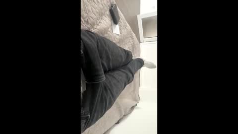 alzuhki online show from November 4, 2025, 10:58 am