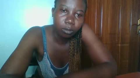 Snapshot of am_creme_delight chatting on April 23, 2026, 3:08 am am_creme_delight online show from April 23, 2026, 3:08 am