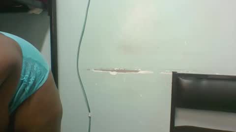 Snapshot of am_creme_delight chatting on May 24, 2026, 9:09 pm am_creme_delight online show from May 24, 2026, 9:09 pm