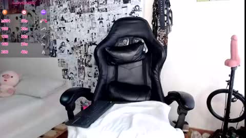 Amad Passer x guests   Independent model online show from April 16, 2026, 9:26 pm