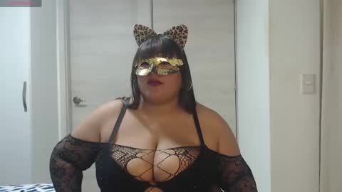 amaia_char online show from April 23, 2026, 4:57 am