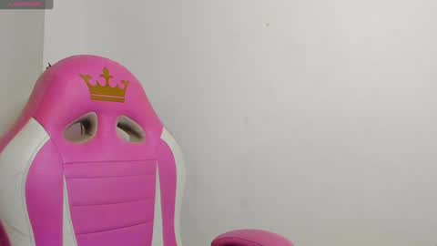 Amaia Mendoza online show from December 21, 2024, 5:29 pm