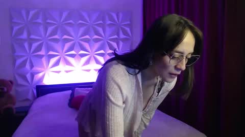 Amalett online show from February 1, 2026, 11:25 pm