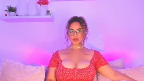 Snapshot of amalia_bennet chatting on February 19, 2025, 7:27 pm amalia bennet online show from February 19, 2025, 7:27 pm