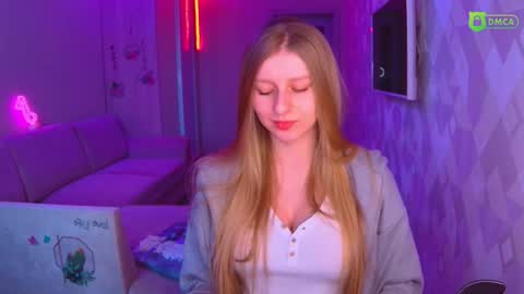 Snapshot of amaliaqueen999 chatting on December 13, 2024, 1:12 pm Amalia online show from December 13, 2024, 1:12 pm