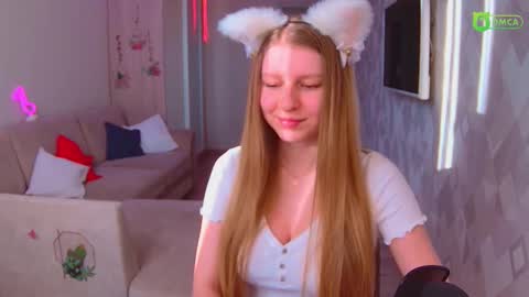 Snapshot of amaliaqueen999 chatting on March 7, 2025, 1:51 pm Amalia online show from March 7, 2025, 1:51 pm