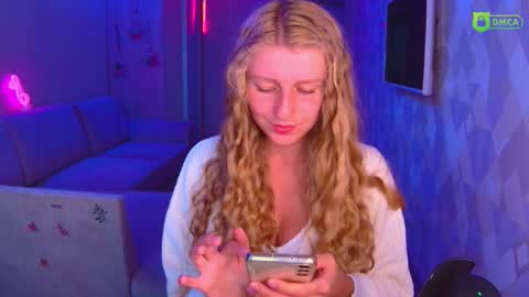 Snapshot of amaliaqueen999 chatting on September 27, 2025, 2:44 pm Amalia online show from September 27, 2025, 2:44 pm