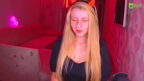 Snapshot of amaliaqueen999 chatting on October 30, 2025, 3:02 pm Amalia online show from October 30, 2025, 3:02 pm