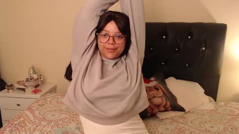 Snapshot of amand1_sweet chatting on January 30, 2025, 12:48 pm online show from January 30, 2025, 12:48 pm