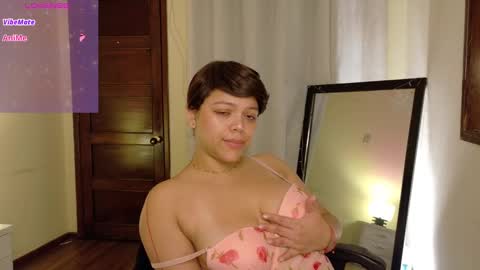 Snapshot of amand1_sweet chatting on March 6, 2025, 1:03 pm online show from March 6, 2025, 1:03 pm