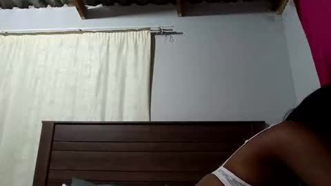 Amanda April online show from November 30, 2025, 12:58 am