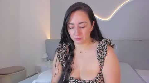 amanda_benz_ online show from June 16, 2026, 11:13 am