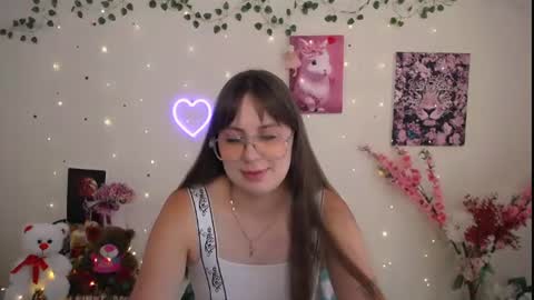 Snapshot of amanda_bright_ chatting on June 30, 2026, 9:43 am amanda_bright_ online show from June 30, 2026, 9:43 am