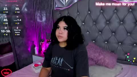 Amanda Moore online show from May 17, 2026, 3:37 am