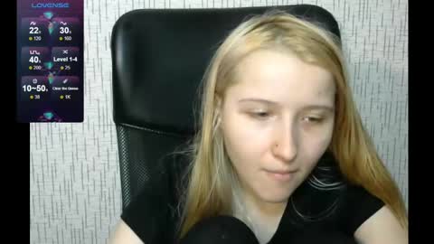 Snapshot of amanda_sherr chatting on February 13, 2025, 6:59 pm Amanda online show from February 13, 2025, 6:59 pm