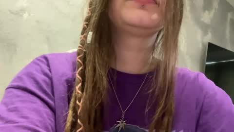 Amanda online show from April 4, 2026, 12:57 pm