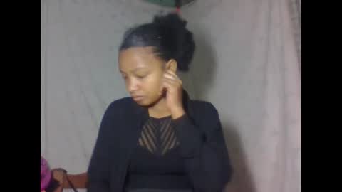 amandaaa25 online show from October 9, 2025, 2:31 am