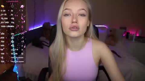 Snapshot of amandaafire chatting on October 11, 2025, 6:45 am Amanda online show from October 11, 2025, 6:45 am