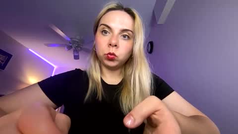 Amanda online show from September 15, 2025, 9:31 am