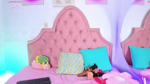 amandalee26 online show from January 5, 2026, 7:50 pm