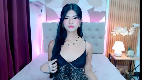 AMANDA online show from May 18, 2026, 4:07 am