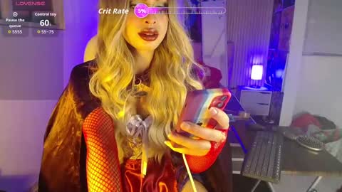 amapola_hs online show from October 8, 2025, 11:57 pm