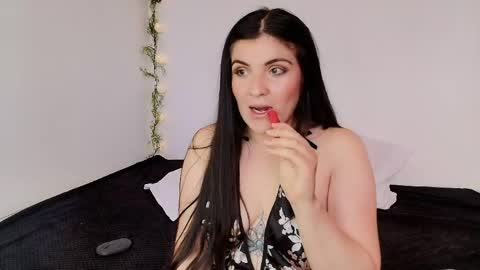 Amara Vega  online show from May 24, 2026, 3:06 pm