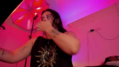 Susan online show from February 24, 2026, 10:41 pm