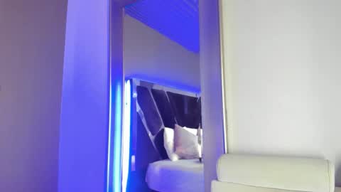 Emily online show from February 12, 2026, 10:21 am