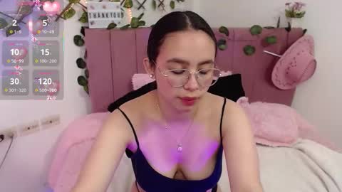 Criss online show from December 1, 2025, 1:43 am