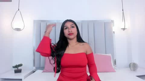 Amaris  online show from May 9, 2026, 12:32 pm