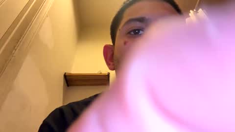 Snapshot of amature59 chatting on February 6, 2025, 2:33 am Jamesy online show from February 6, 2025, 2:33 am