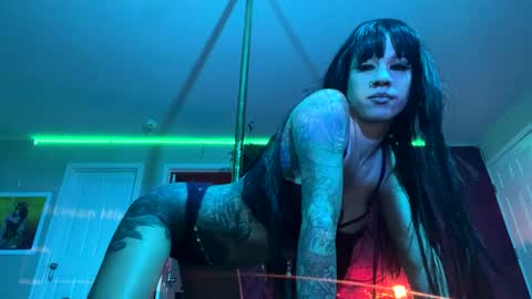 amayamillarodriguez online show from January 11, 2025, 8:11 am