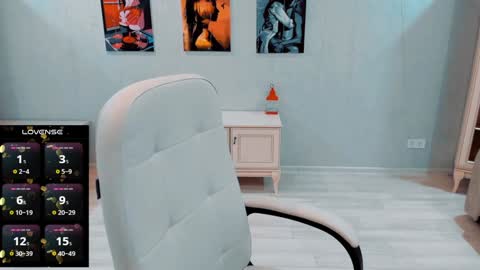 Snapshot of amazing_alina chatting on February 3, 2025, 3:42 am Alina online show from February 3, 2025, 3:42 am