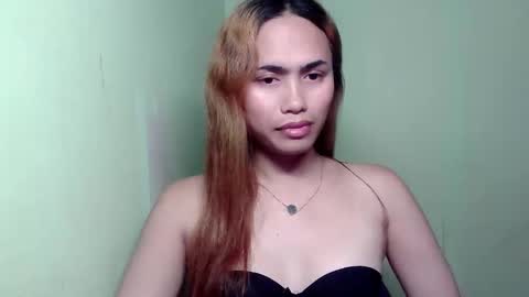 YELLA online show from May 7, 2026, 9:36 am