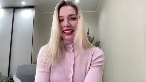 Snapshot of amazingkelly chatting on January 4, 2025, 9:54 am Kelly online show from January 4, 2025, 9:54 am