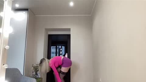 Snapshot of amazingkelly chatting on January 16, 2025, 9:37 am Kelly online show from January 16, 2025, 9:37 am