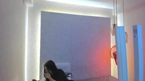 ambar_midnigth online show from July 8, 2026, 3:00 am