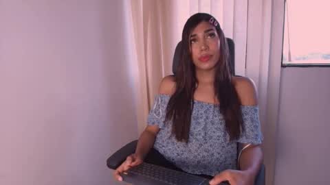 Snapshot of ambarfox1 chatting on February 7, 2025, 12:17 pm Ambar online show from February 7, 2025, 12:17 pm