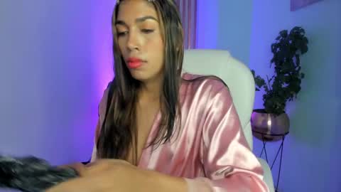 Snapshot of ambarfox1 chatting on February 8, 2025, 6:33 pm Ambar online show from February 8, 2025, 6:33 pm
