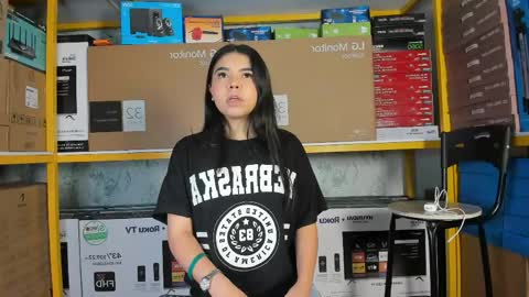 Ambarina  online show from May 19, 2026, 11:49 am