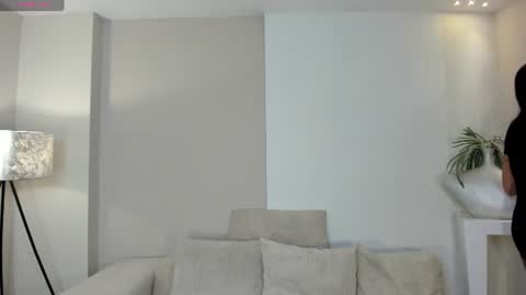 Snapshot of ambarjames_ chatting on July 4, 2026, 11:27 am Ambar online show from July 4, 2026, 11:27 am