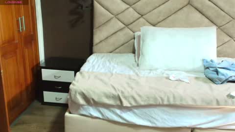 Ambar Ross online show from January 20, 2025, 7:04 pm