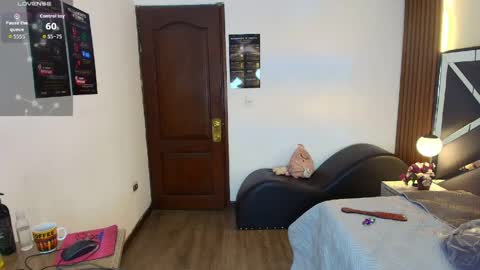 Ambar Ross online show from May 27, 2026, 1:52 pm