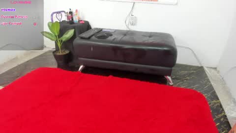 Snapshot of ambeer__rosee chatting on June 14, 2026, 5:15 pm mbr online show from June 14, 2026, 5:15 pm