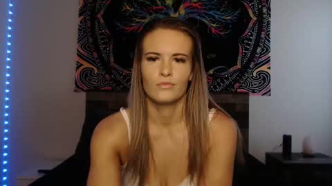 Snapshot of amber__xoxo chatting on January 15, 2025, 2:56 pm Amber online show from January 15, 2025, 2:56 pm