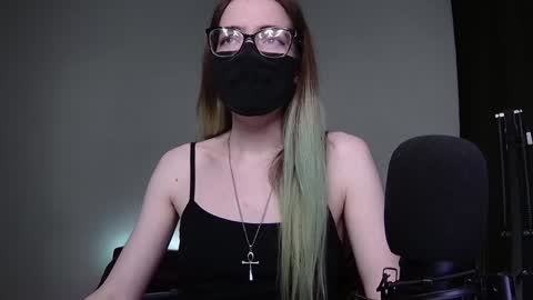 Snapshot of amber_candyfloss chatting on December 18, 2024, 2:53 am Amber non-nude model online show from December 18, 2024, 2:53 am