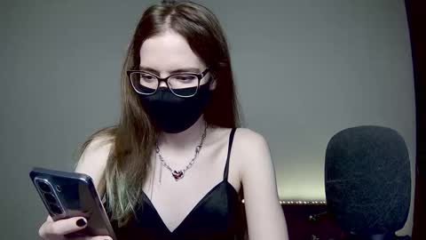 Amber non-nude model online show from November 30, 2025, 4:16 am