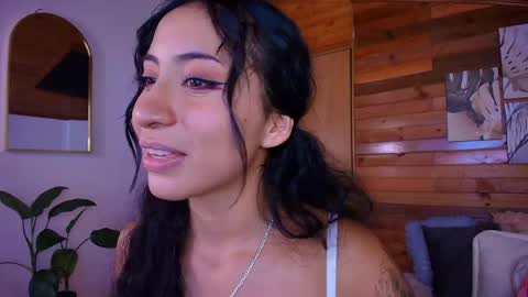 amber_curly online show from May 27, 2026, 1:57 am