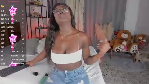 Snapshot of amber_maxwell chatting on July 14, 2026, 9:31 pm Amber online show from July 14, 2026, 9:31 pm